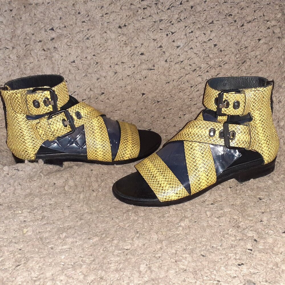 RAG & BONE-Yellow/Black Leather Python Print Sandals-Buckles-Sz 7-Near Mint